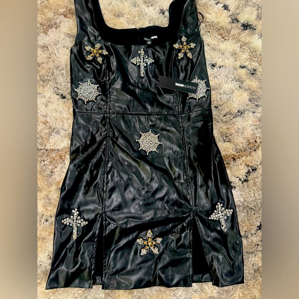 Black dazzling muse dress